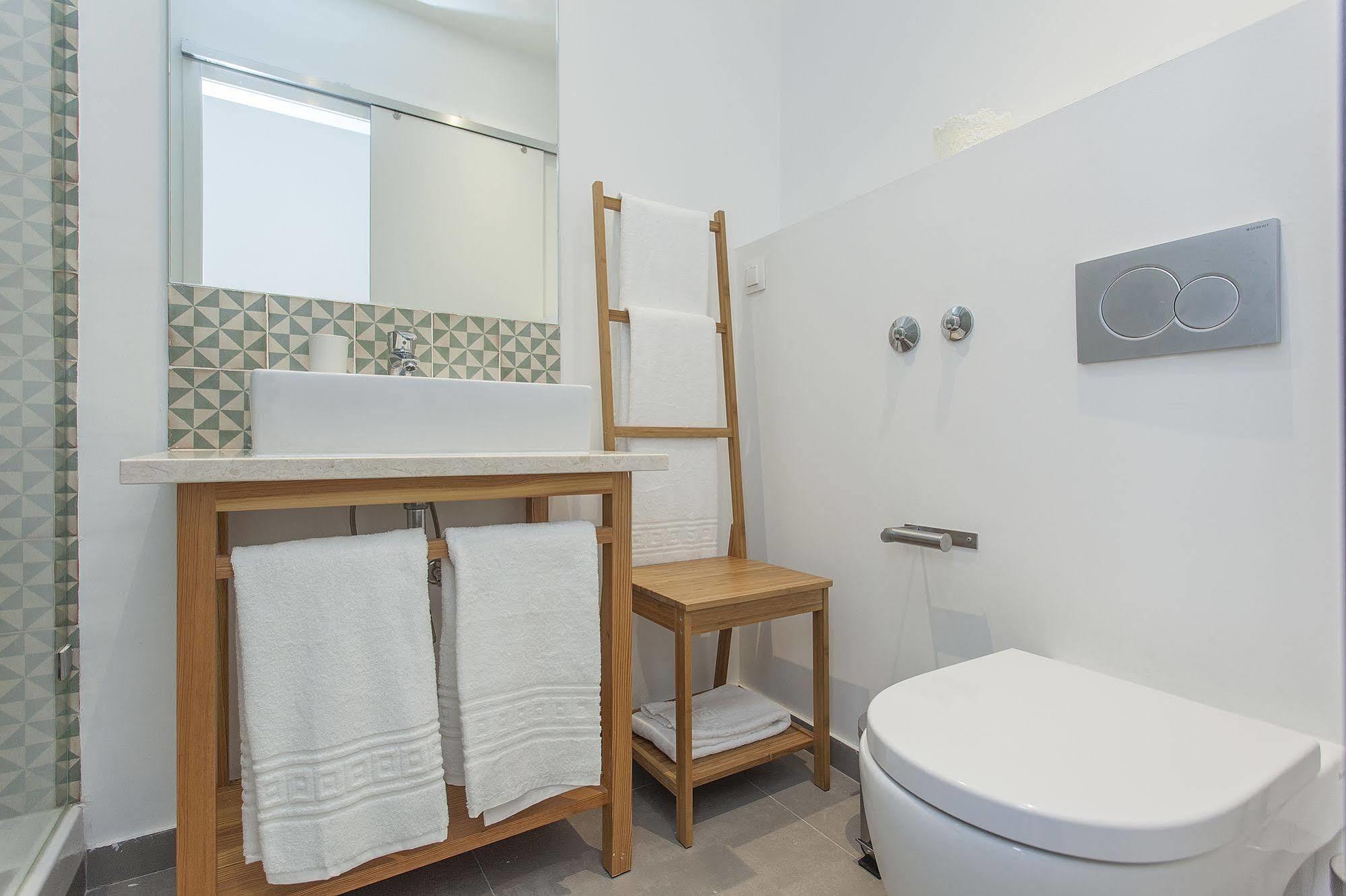 Lisbon Old Town Guest House מראה חיצוני תמונה