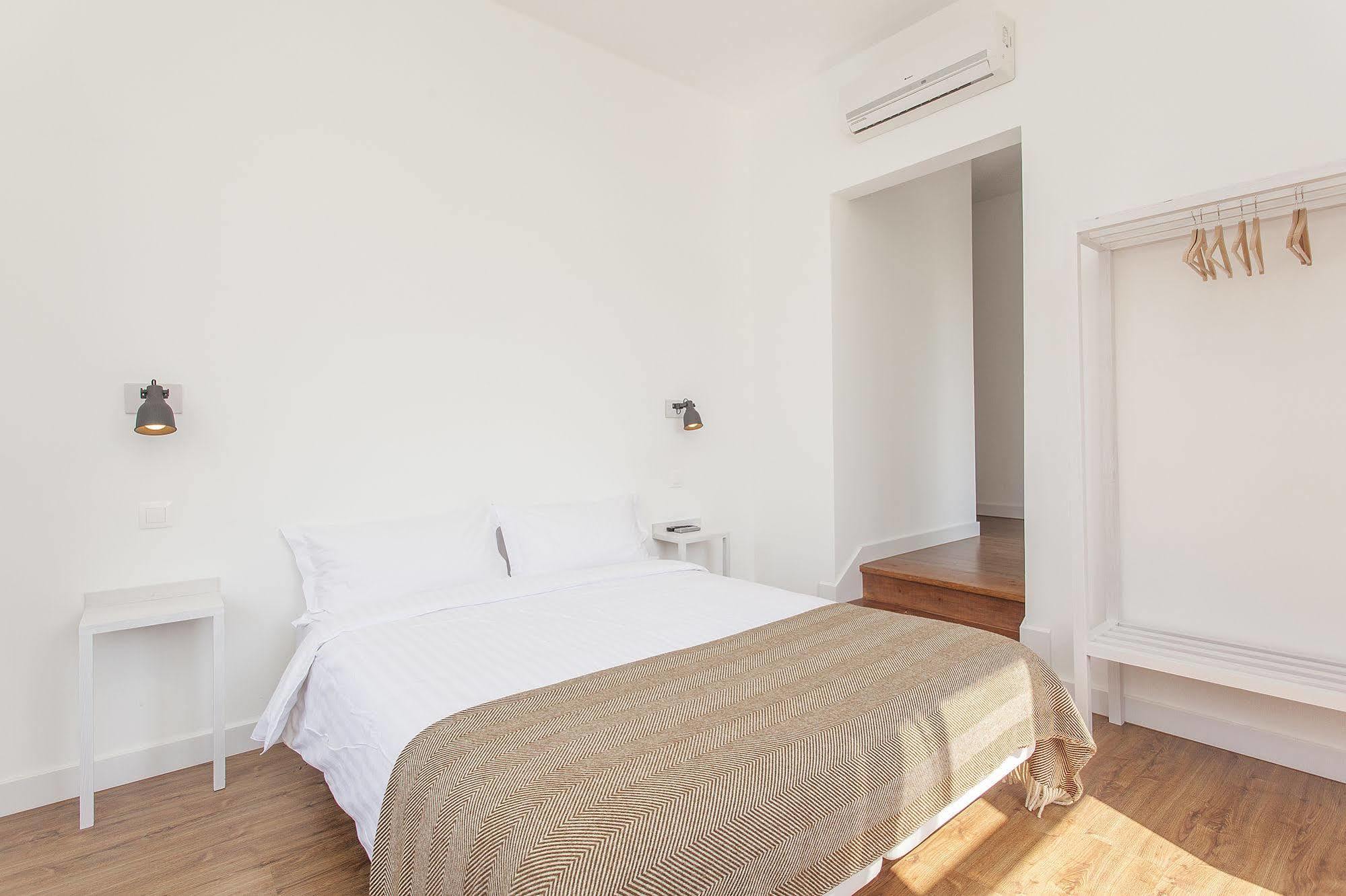 Lisbon Old Town Guest House מראה חיצוני תמונה