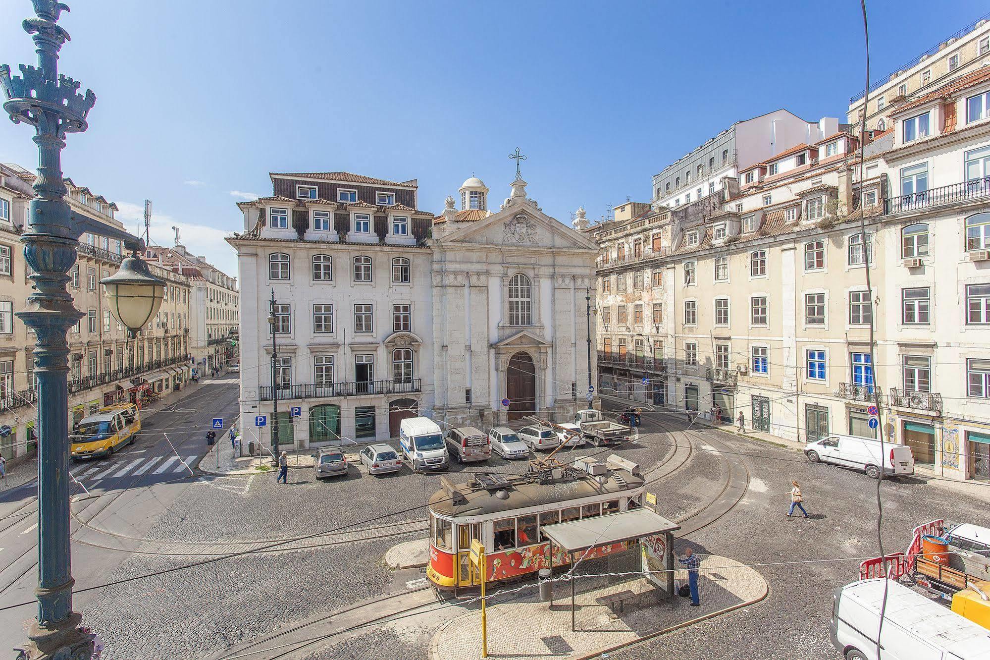 Lisbon Old Town Guest House מראה חיצוני תמונה